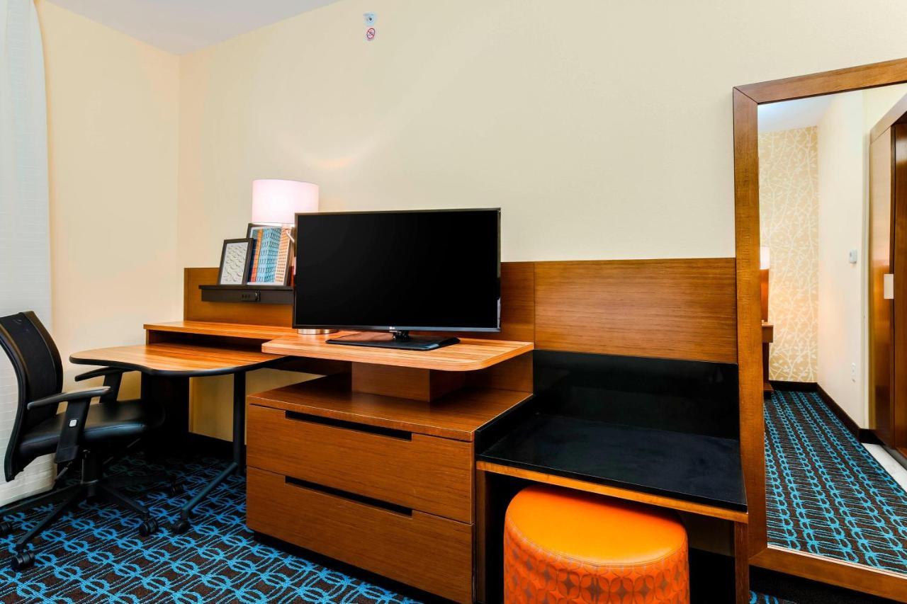 Fairfield & By Marriott 3* Pecos